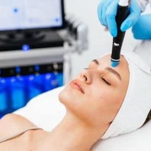 Hydrafacial Platinum Series at Alchemy Skin Lab in Tualatin, OR